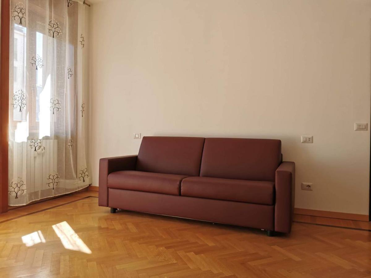 Pergolesi Apartments Милан Экстерьер фото